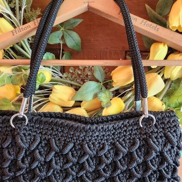 Womens crochet hand bag - Picture 2 of 9